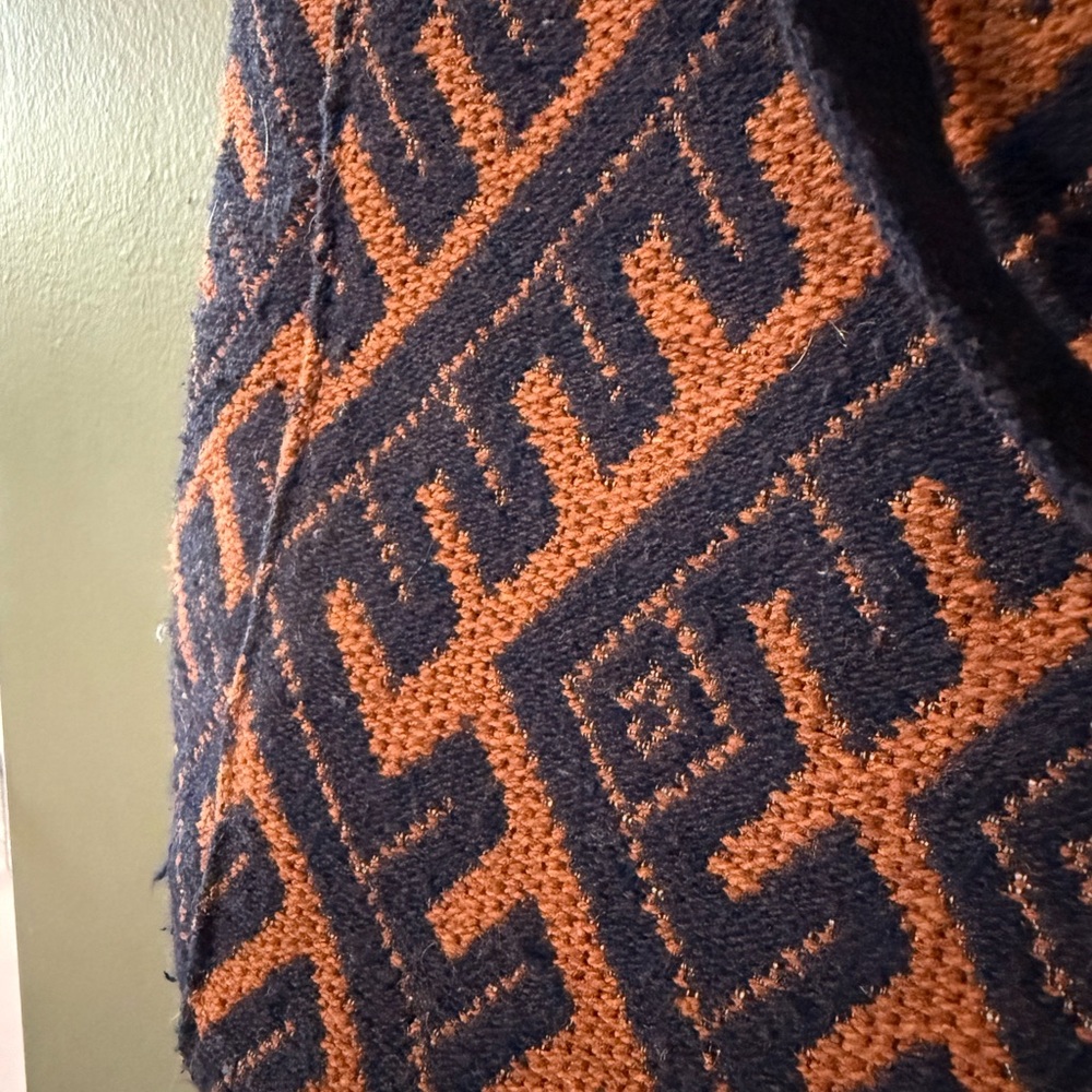 Universal Thread woven tote. - Picture 3 of 4